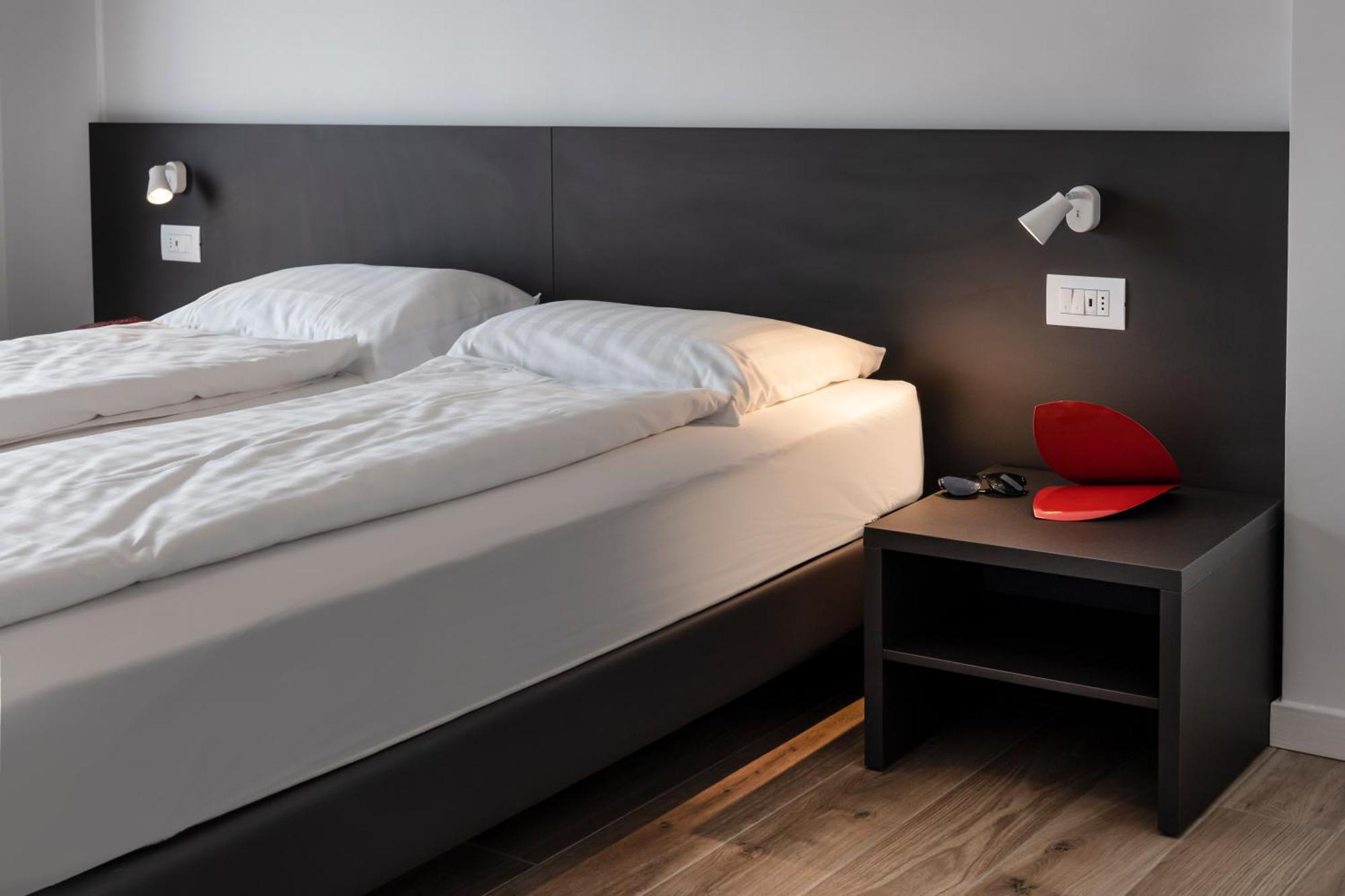 Residence Solei Classic & Plus Brenzone sul Garda Exteriör bild