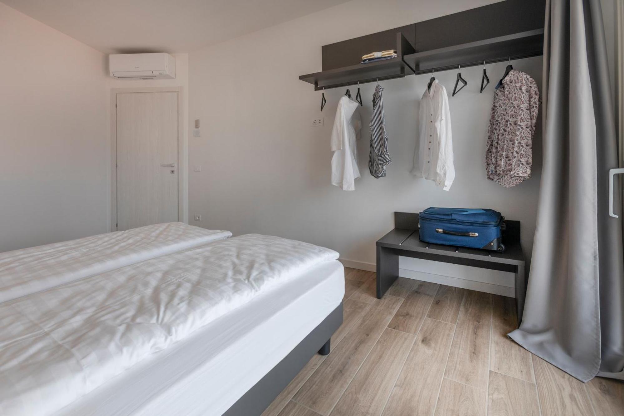 Residence Solei Classic & Plus Brenzone sul Garda Exteriör bild
