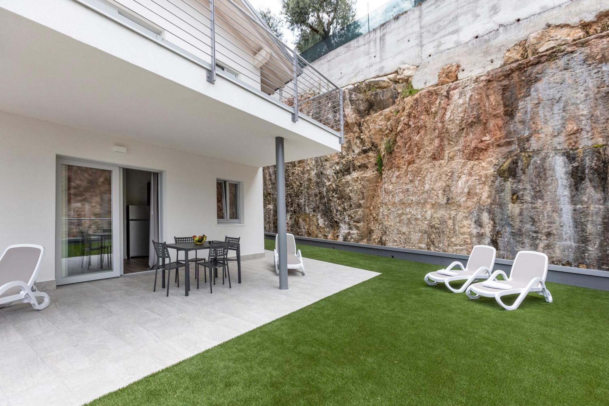 Residence Solei Classic & Plus Brenzone sul Garda Exteriör bild