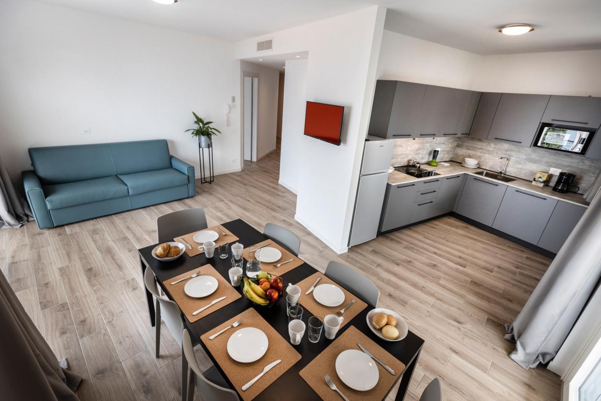 Residence Solei Classic & Plus Brenzone sul Garda Exteriör bild