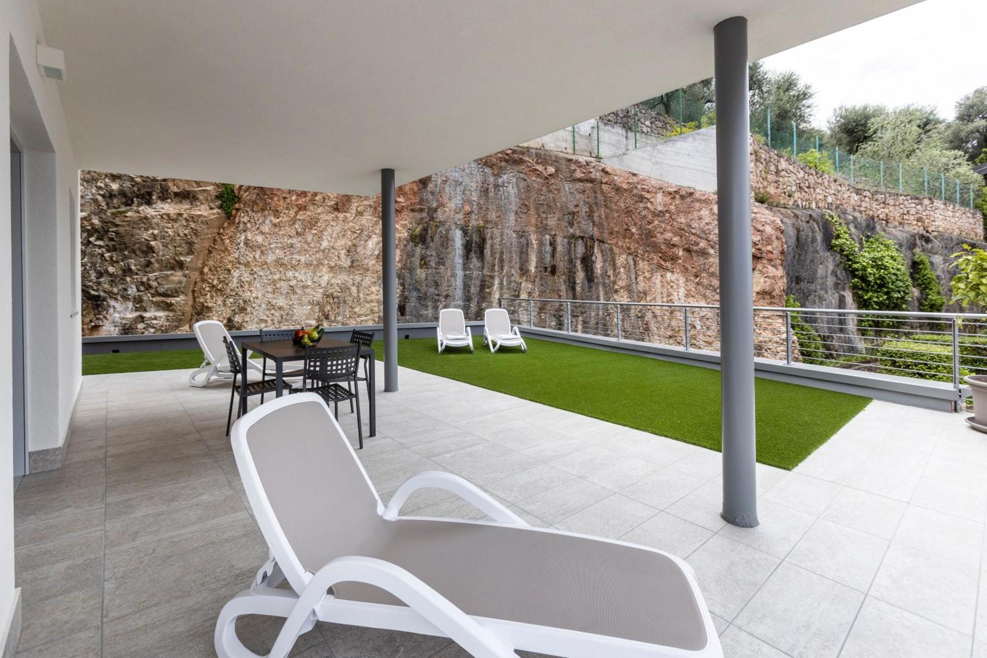 Residence Solei Classic & Plus Brenzone sul Garda Exteriör bild