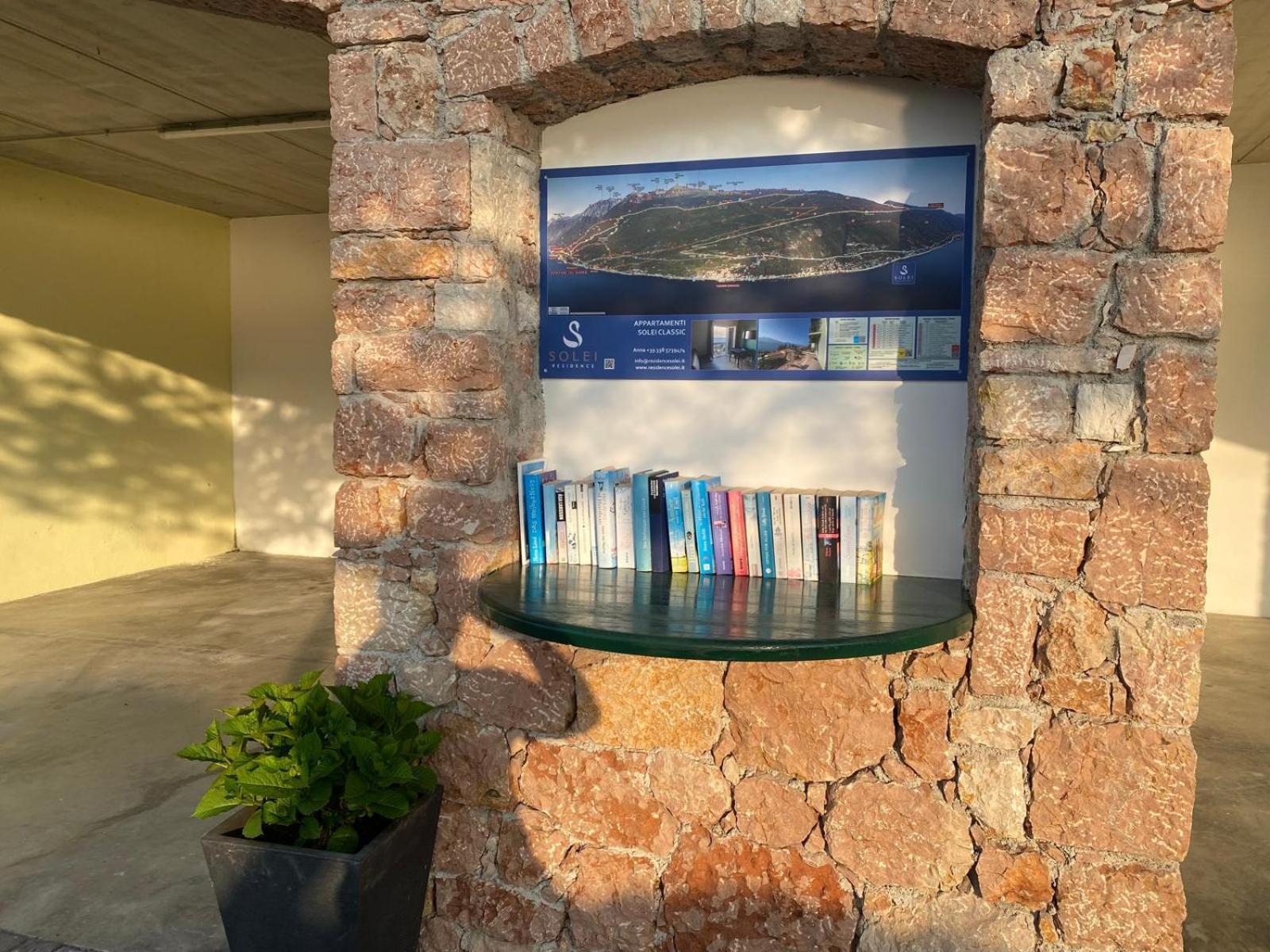 Residence Solei Classic & Plus Brenzone sul Garda Exteriör bild