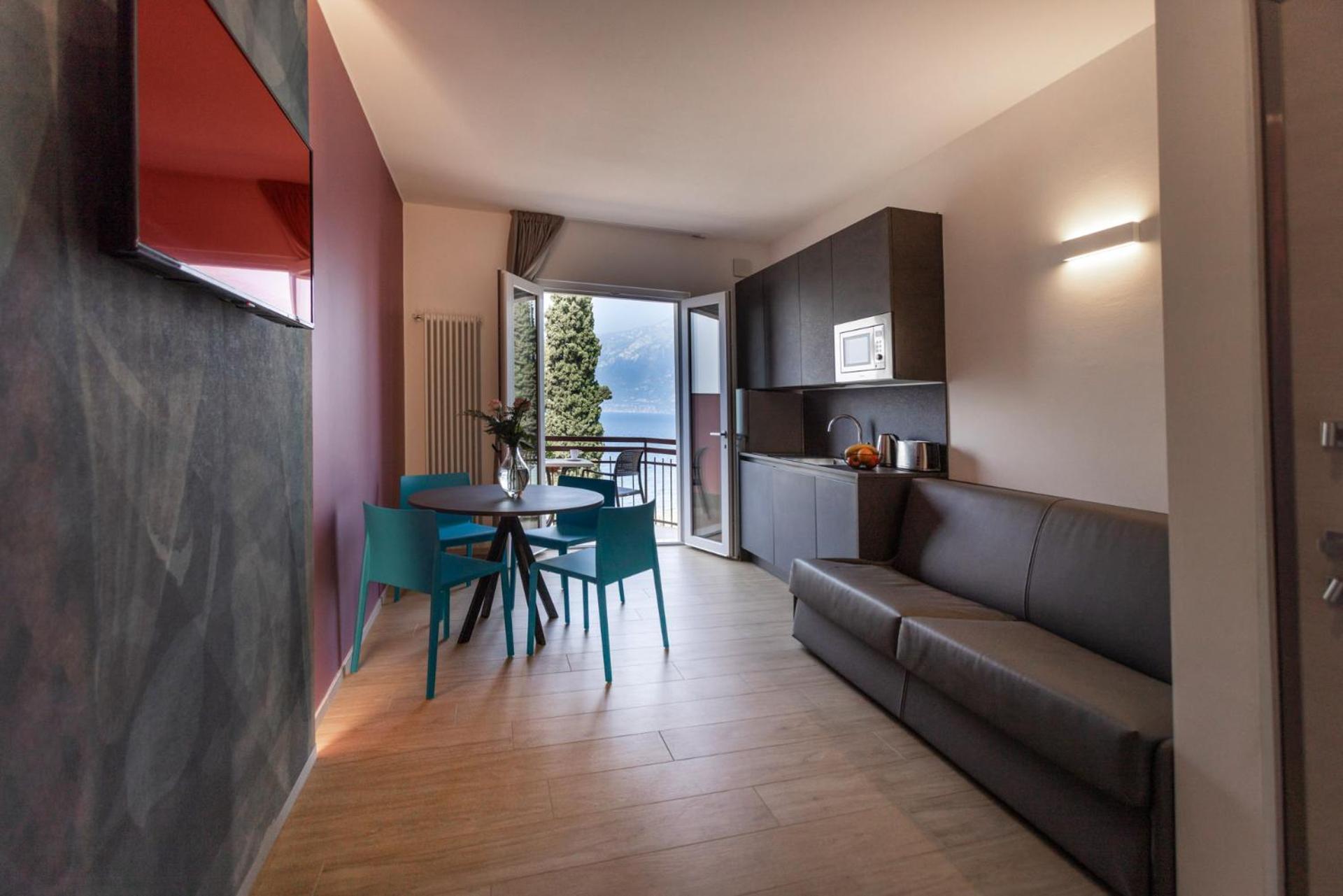 Residence Solei Classic & Plus Brenzone sul Garda Exteriör bild