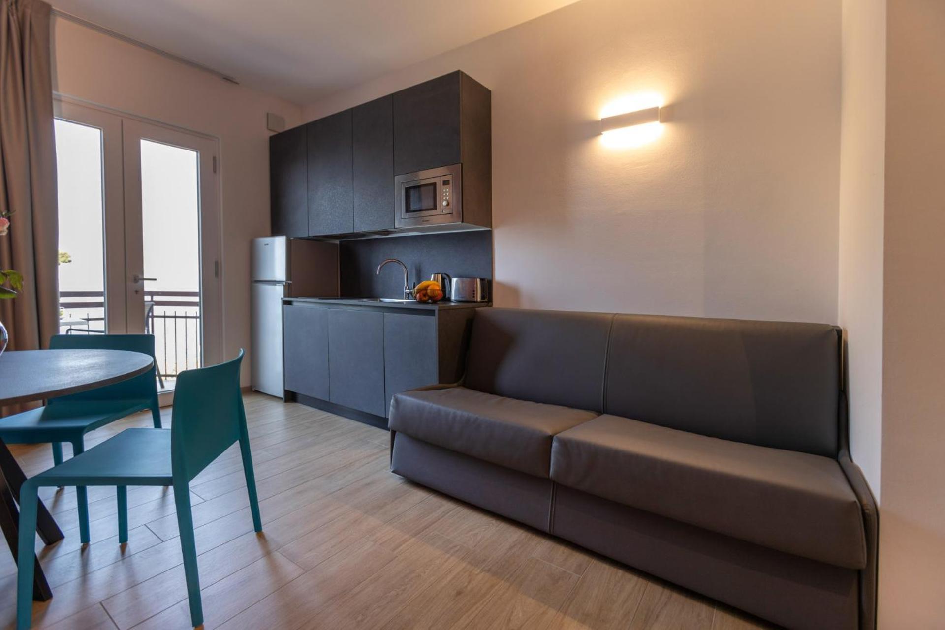Residence Solei Classic & Plus Brenzone sul Garda Exteriör bild